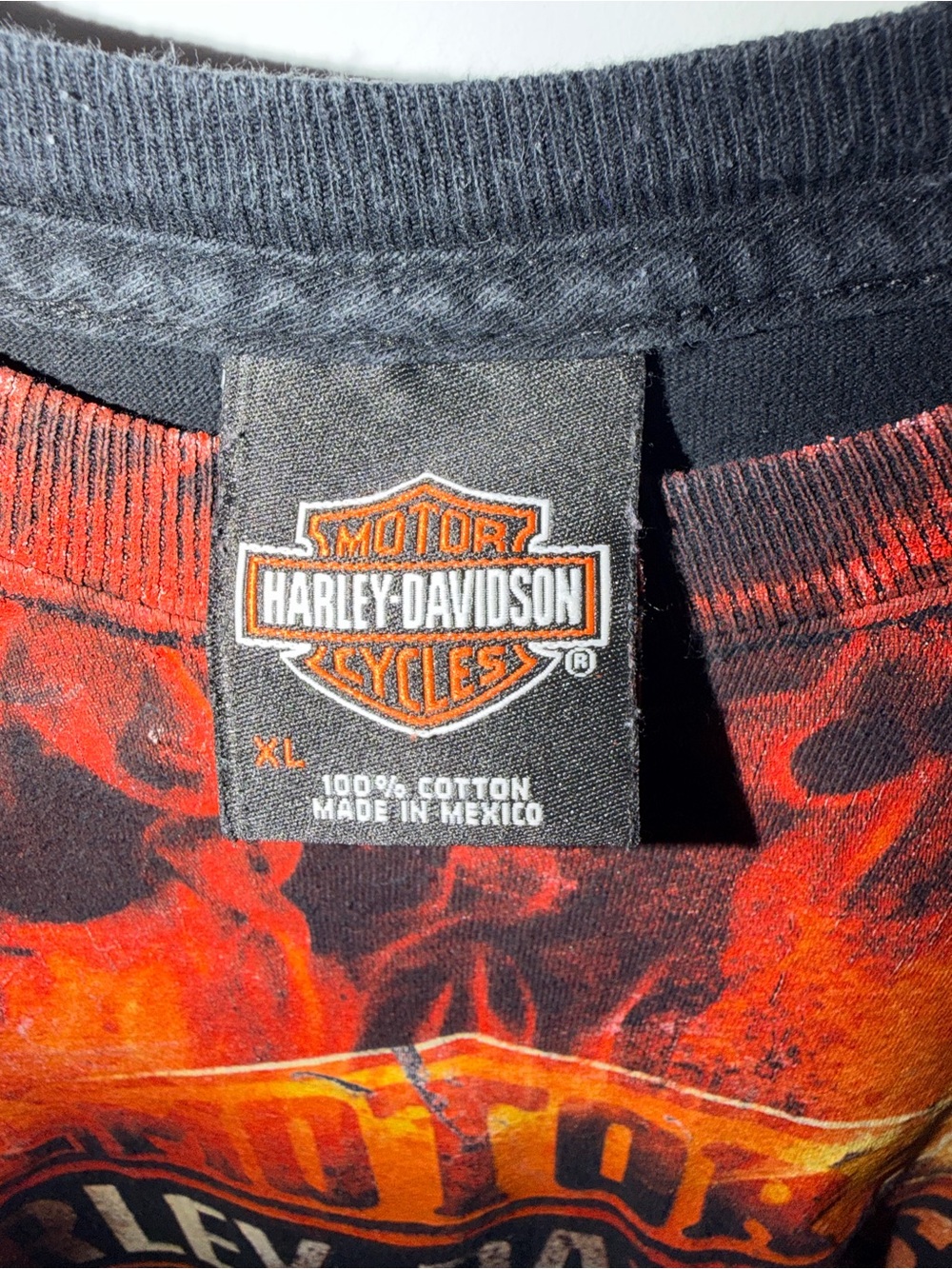 Harley-Davidson Men’s Black Tee with Flame Logo Size XL - Picture 3 of 6